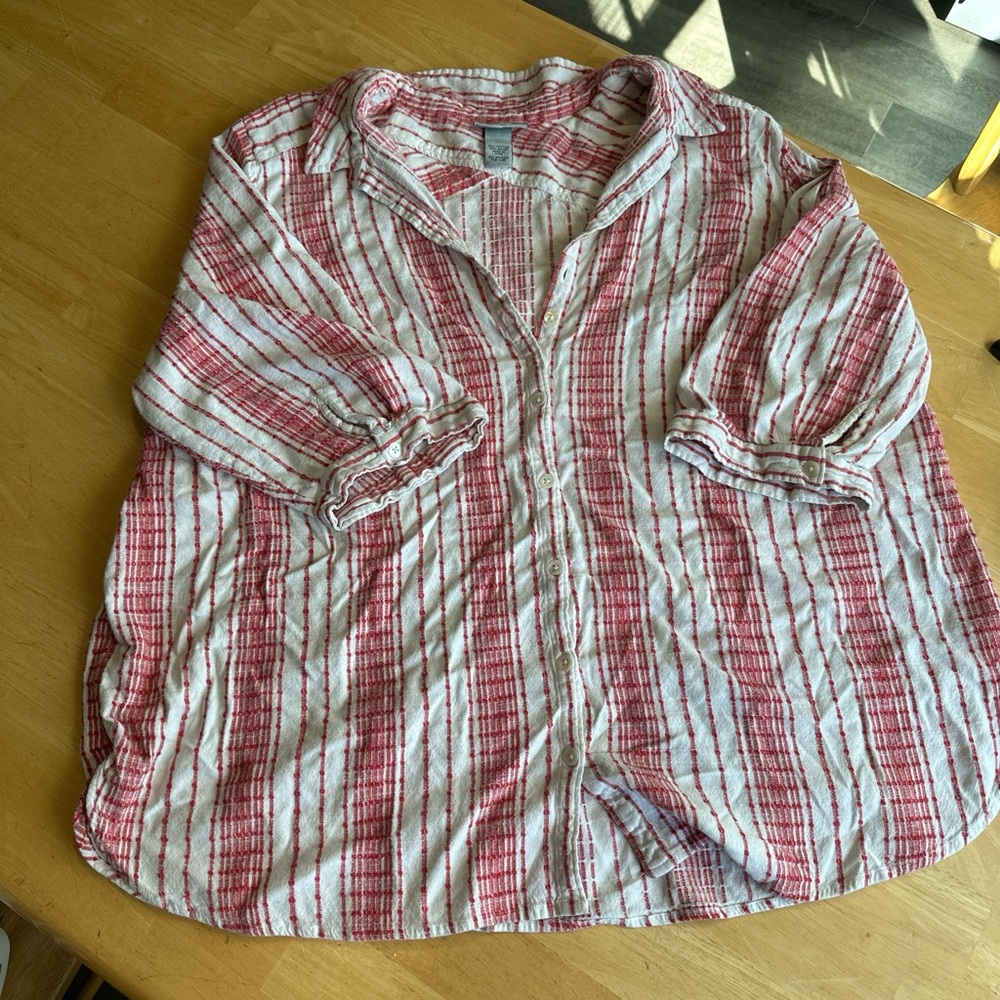 Catherine’s Red and white stripped button shirt 4X